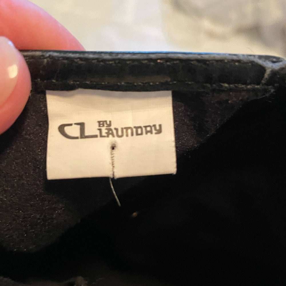 Lightly Worn - image 3